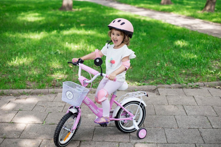 Rowerek dziecięcy 18 cali TOMABIKE z prowadnikiem - PLATINUM - CZARNY-TURKUSOWY